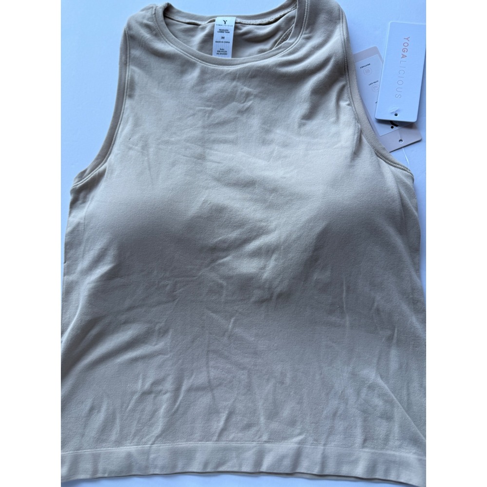 Yogalicious Seamless Carrie Tank Beige High Neck Built-in Bra Top Medium NWT